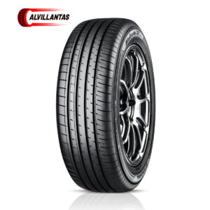 Yokohama BluEarth XT AE61 92V 215/50 R18